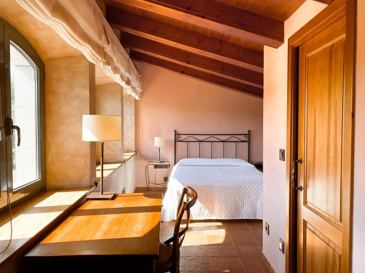 Mas Trobat Guest House Juia